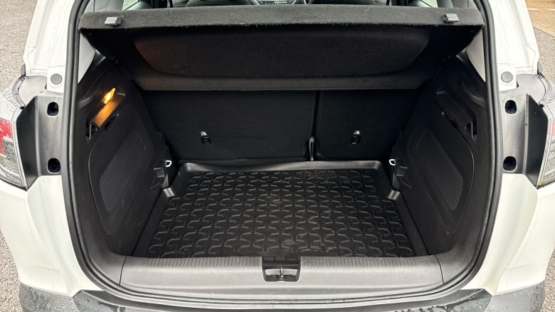 Vauxhall Crossland 1.2 Design 5dr Petrol Hatchback